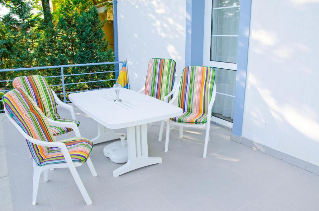 Samson Apartment Hajdúszoboszló Стая снимка
